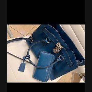 Purse and wallet